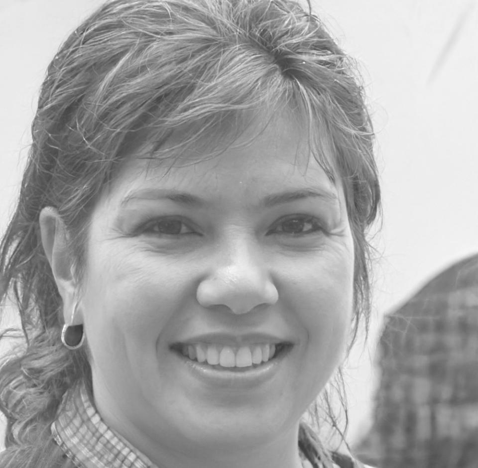 Maya Sari Dewi - Direktur Kreatif Brainixia Scopia